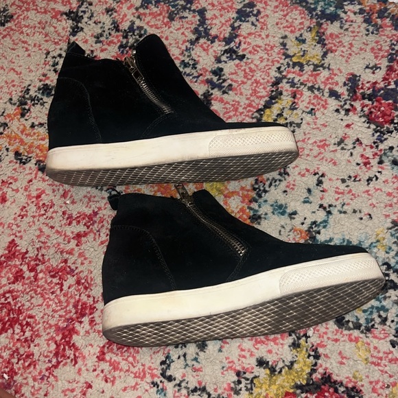 Steve Madden Wedgie Sneaker - Picture 4 of 6